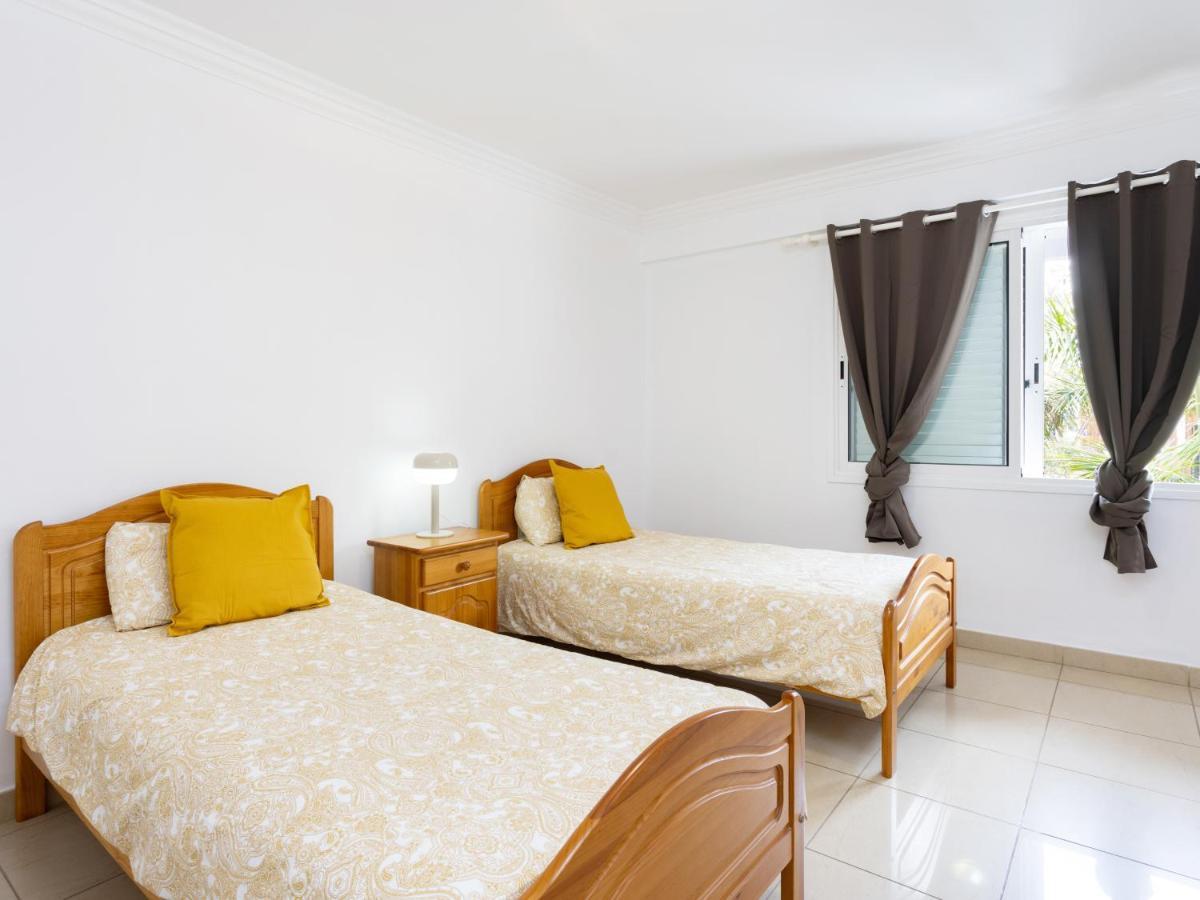 Live Los Cristianos Los Playeros Close To The Beach Arona  Eksteriør bilde
